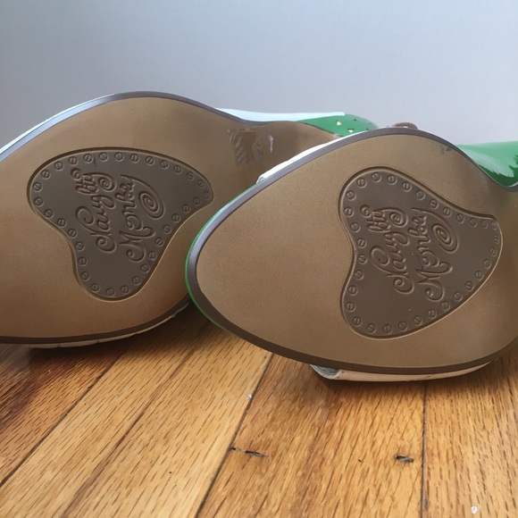 Naughty Monkey “Slice of Life” open toe heel - Picture 5 of 5